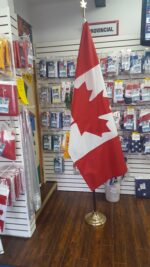Deluxe Canada Indoor Display Set includes Flag Spreader